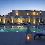 Aparthotel Irini 4*
