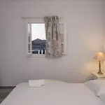 Irini Aparthotel Naousa (Paros)
