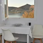 Aparthotel Irini