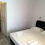 Irini Aparthotel