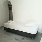 Aparthotel Irini