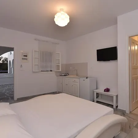 Irini 4*