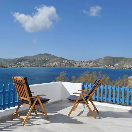 Irini Naousa (Paros)