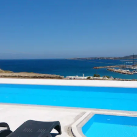 Lejlighedshotel Irini 4*