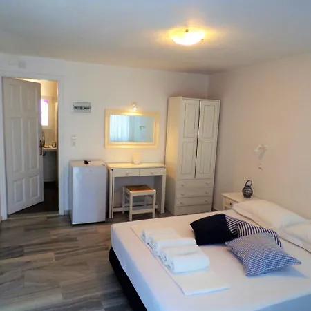 Irini Aparthotel 4*