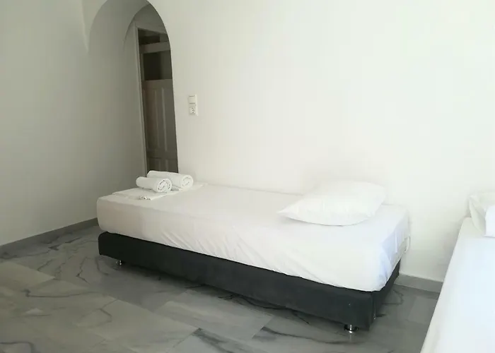 Aparthotel Irini