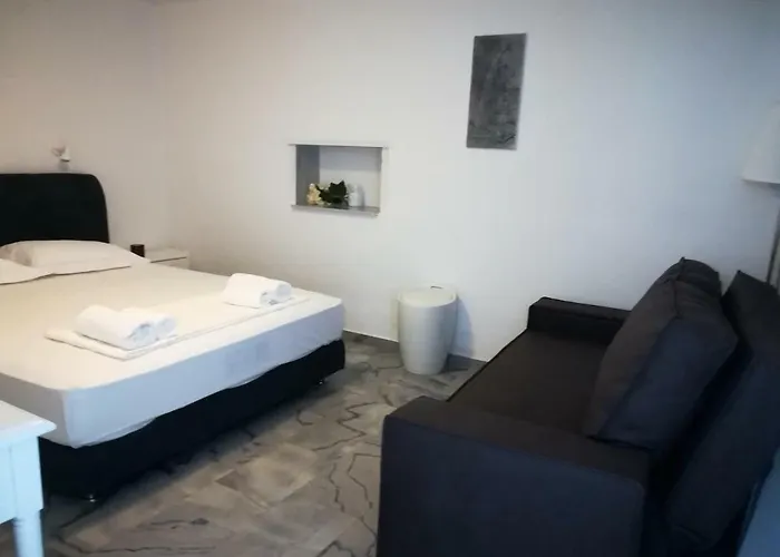 Irini Aparthotel Naousa